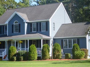 9 Christmas Tree Ln, Halifax, MA 02338