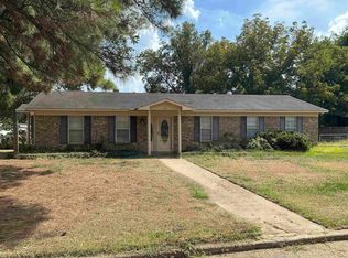1200 E Bowles St, Dumas, AR 71639