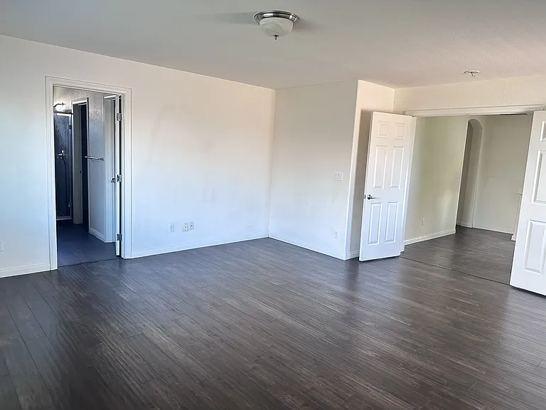 6735 Treble Clef Ave — Photo 31
