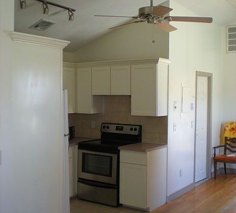 Model unit