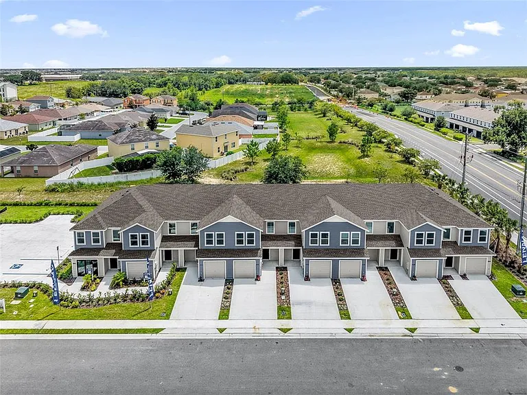 2424 Bevel Ln — Photo 32