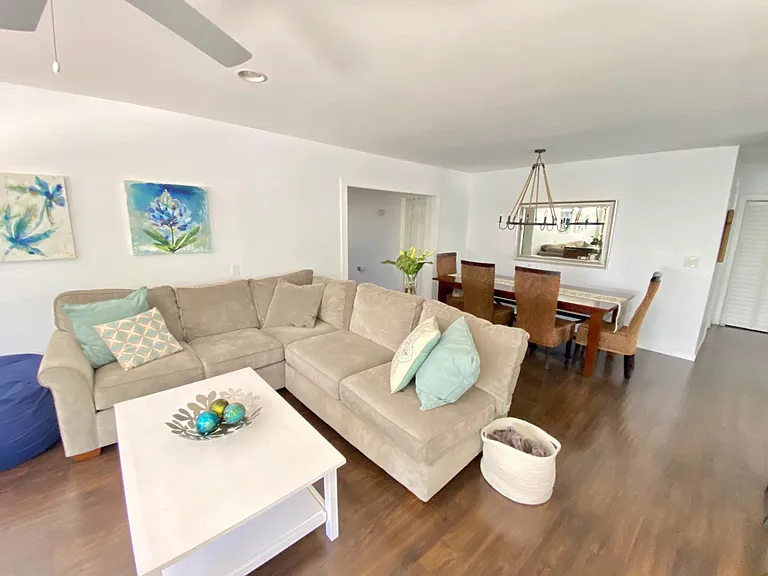 26 Bay Dr — Photo 12