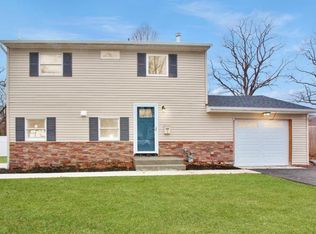 5 Mitchell Rd, Hackettstown, NJ 07840