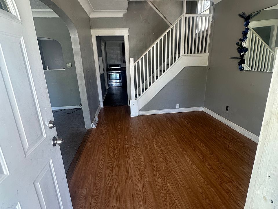 1st image of 638 Berry St