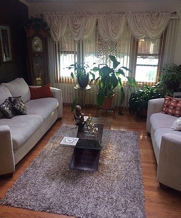 3rd image of 18701 Chestnut Ave