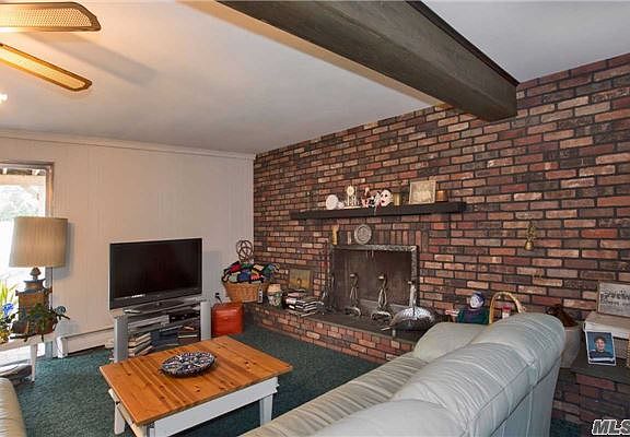 5th image of 68 Barry Ln E