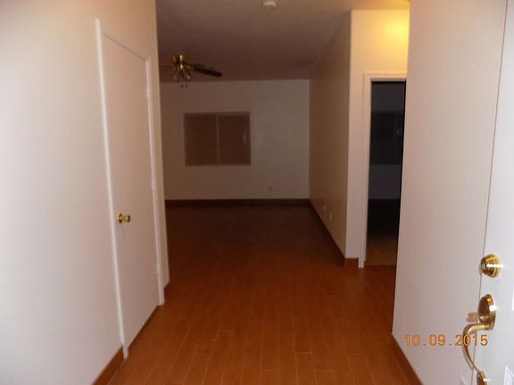 Family Room Entry