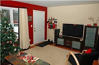3rd image of 117 Gaines St SE