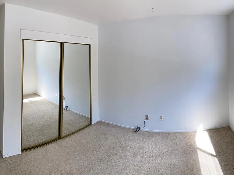 225 Lyons Ave — Photo 19