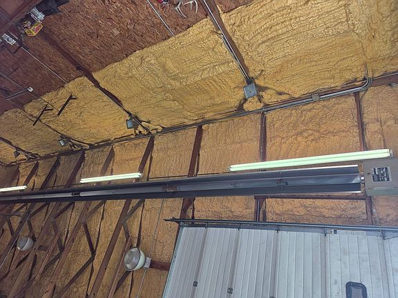 2nd image of 128 Smith St
