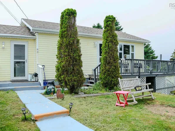 60 Red Schoolhouse Ln, Barrington, NS B0W 2G0