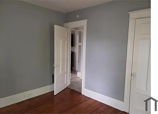 264 Avenue C — Photo 7