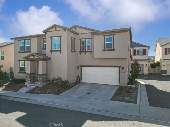 946 Helena Rdg #55, Lake Elsinore, CA 92530