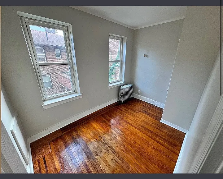 361 Sanford Ave #4B — Photo 2