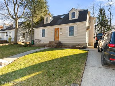 74 Elkhart St, Staten Island, NY, 10308