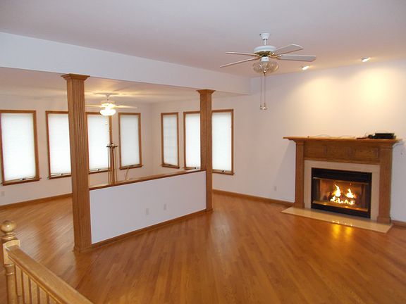 3rd image of 5625 Pine Gate Dr