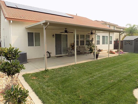 2nd image of 1055 Jewelflower St