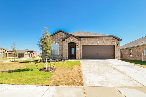 2112 Jeanine Dr Photo 1