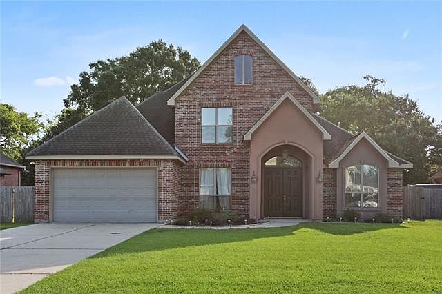 1st image of 106 Riverwood Dr