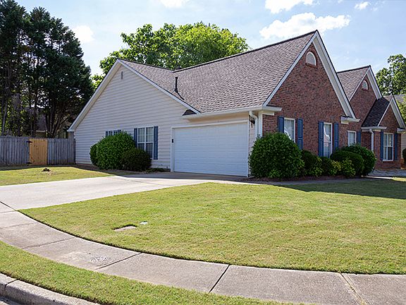 2nd image of 2105 Parke Ct