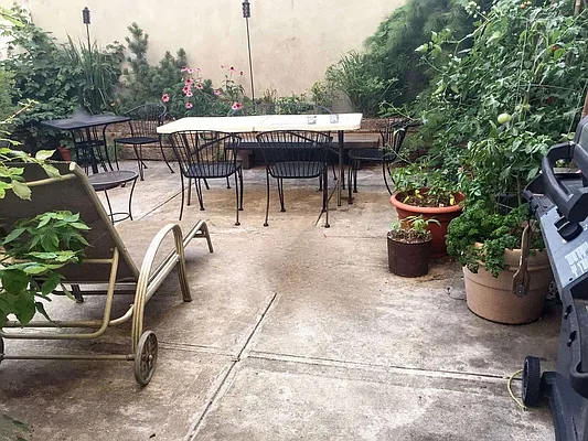 Rented by Nest Seekers International | media 44