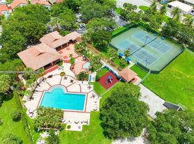 14915 SW 104th St, Miami, FL