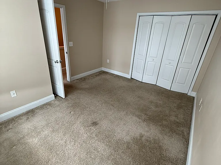 6748 Village Green Dr — Photo 21