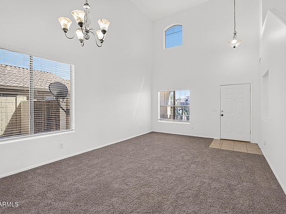 5th image of 3320 E ELGIN Street