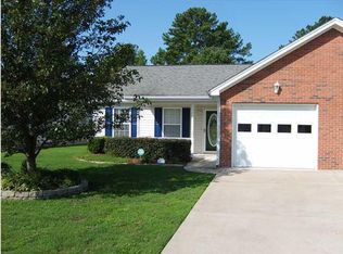 76 Yellow Brick Rd, Rossville, GA 30741