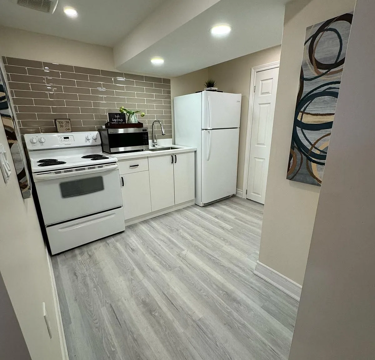 1 bed, $1,400 — Photo 3