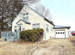 200 3rd Ave SW, Roseau, MN 56751