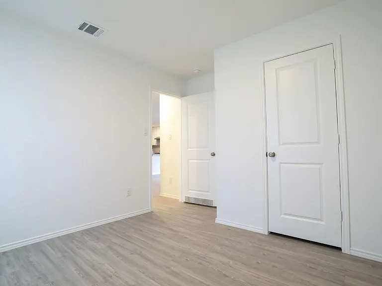 4220 Revetment Way — Photo 13