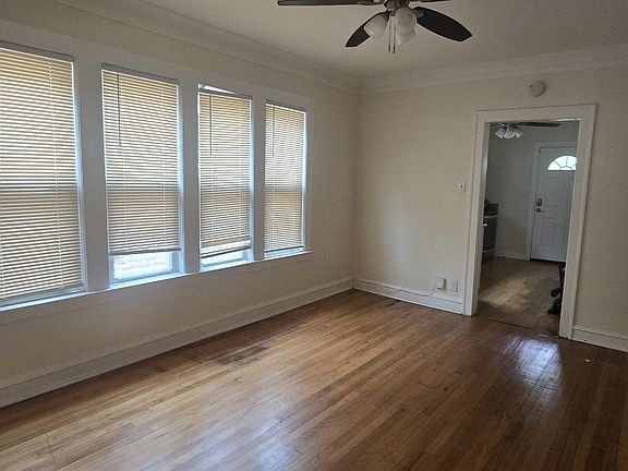 5th image of 6933 S Woodlawn Ave #2