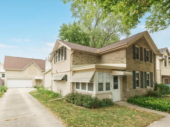 810 Jones STREET, Watertown, WI 53094