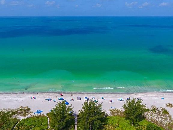 5th image of 4600 Gulf Of Mexico Dr Unit 204