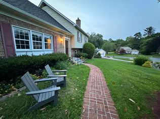 1740 Lockerbie Ln, Vienna, VA 22182