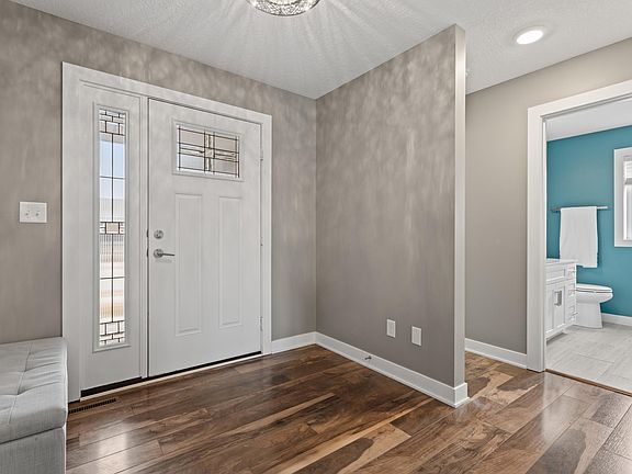 5th image of 3038 Lake Meadow Dr NW