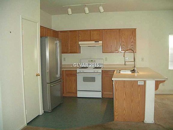 4th image of 8854 Sacred Falls Ave