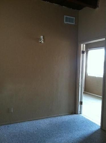 2nd image of 5835 S Park Ave