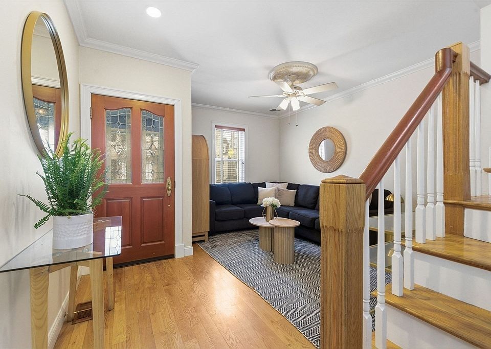 1st image of 59 Telegraph St #59