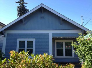 907 NE 73rd St, Seattle, WA 98115