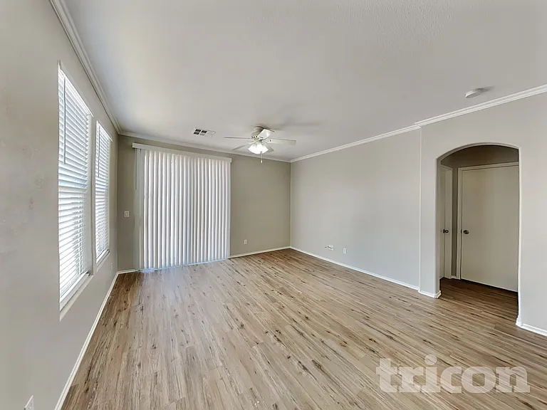 2528 Calico Hearts Ct — Photo 2