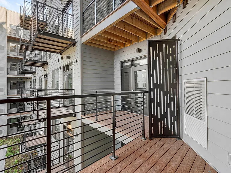 The Keystone Apartments — Photo 99