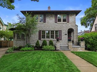 3351 N Hackett Ave, Milwaukee, WI 53211
