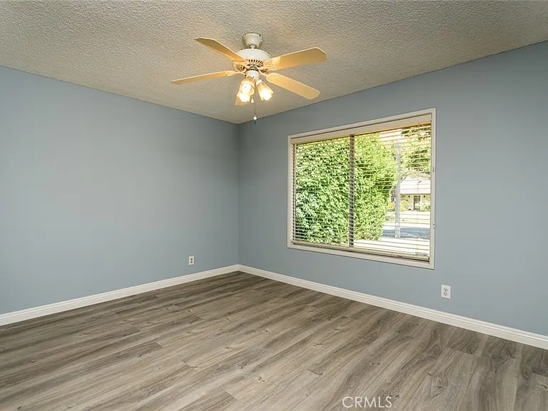 3436 Deerlane Dr — Photo 10