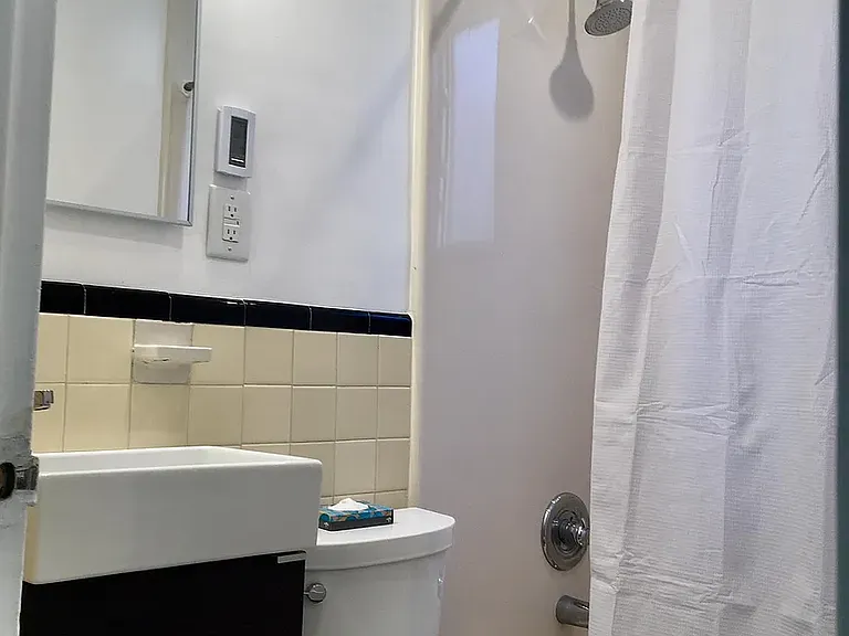 1-228 Webster St NE #1 — Photo 22