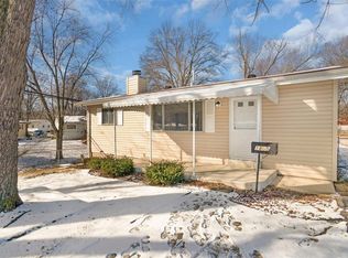 1805 Patterson Rd, Florissant, MO 63031