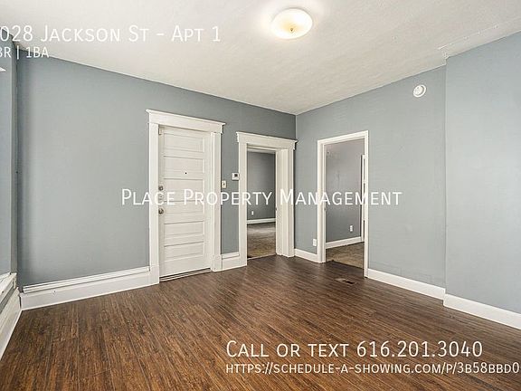 3rd image of 1028 Jackson St APT 1