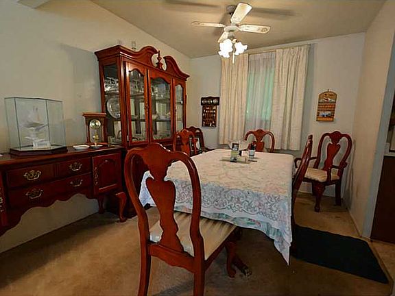 5th image of 312 Byron Cir