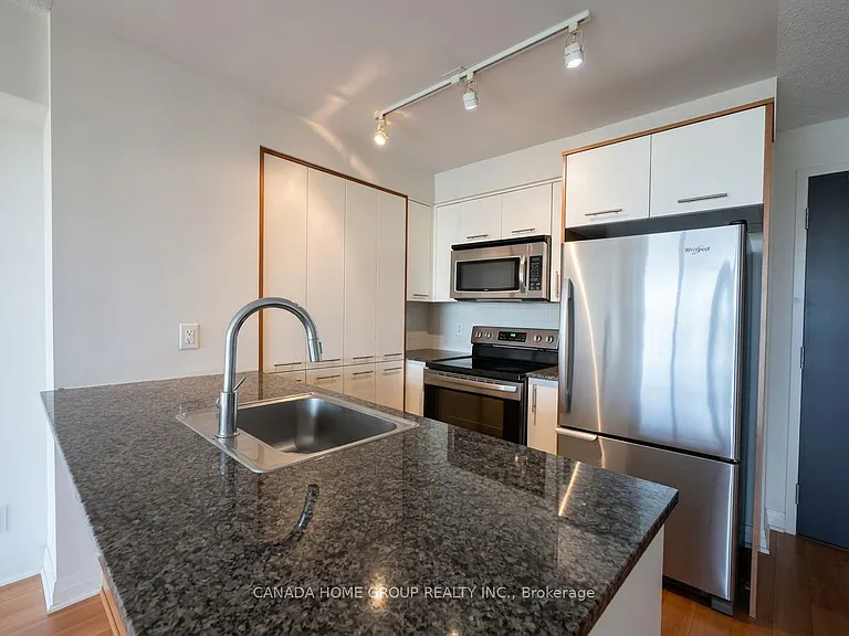 1 Valhalla Inn Rd #708 — Photo 14